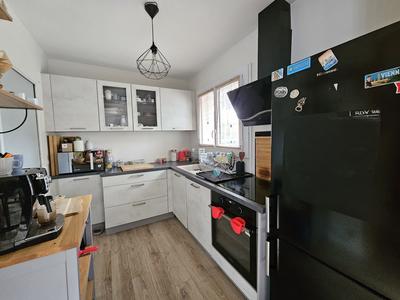 Maison - 86 m² - 4 pièces