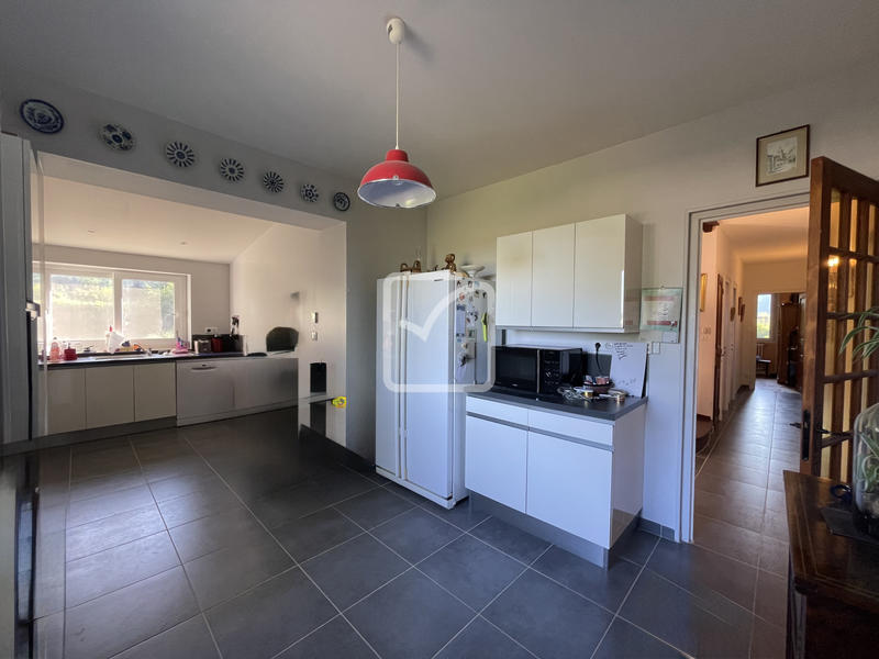 Maison - 160 m² - 8 pièces