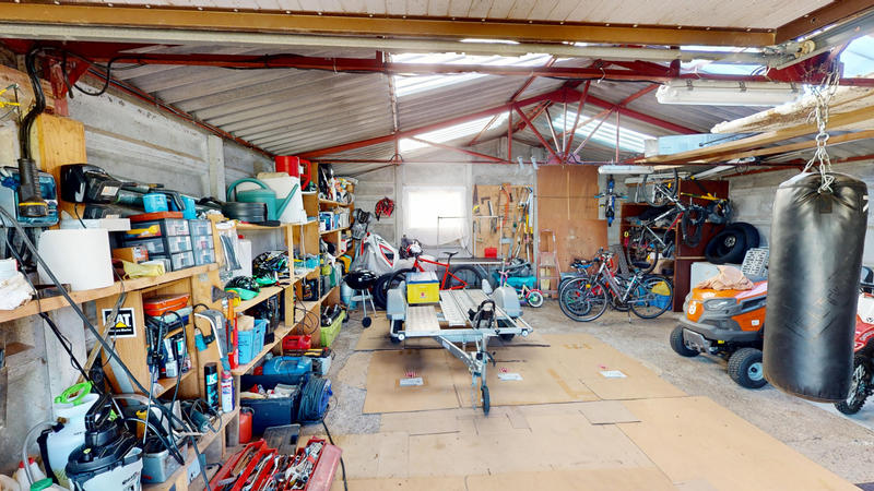 Maison - 179 m² - 5 pièces