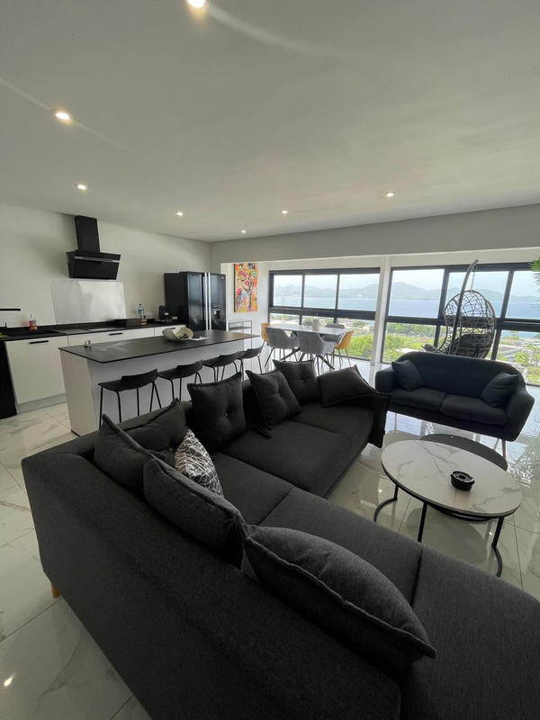 Appartement - 150 m² - 5 pièces