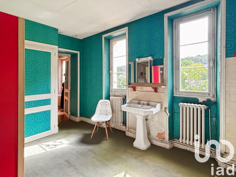 Maison - 207 m² - 9 pièces