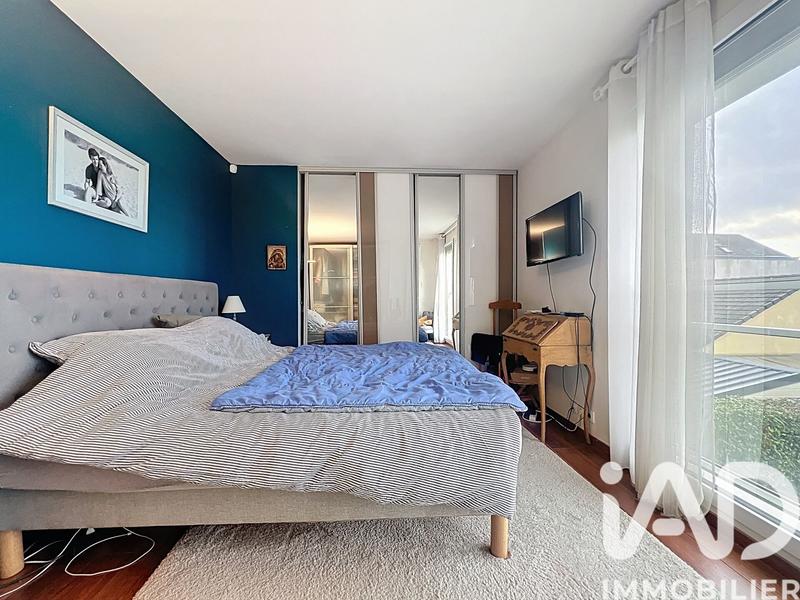 Maison - 203 m² - 7 pièces