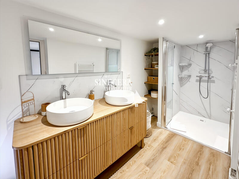 Appartement - 75 m² - 4 pièces