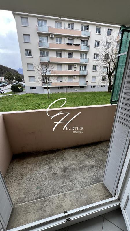 Appartement - 63 m² - 4 pièces