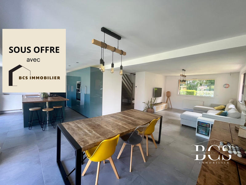 Maison contemporaine - 129 m² - 8 pièces