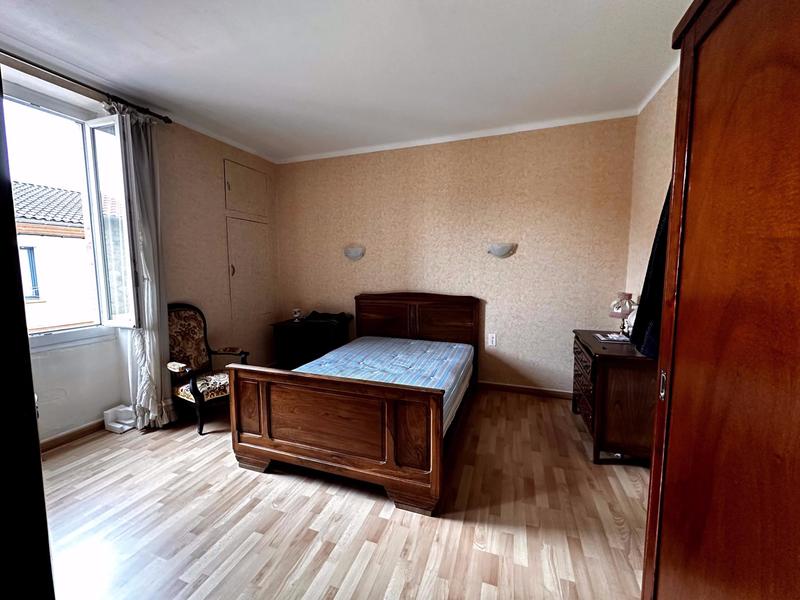 Maison de ville - 100 m² - 5 pièces