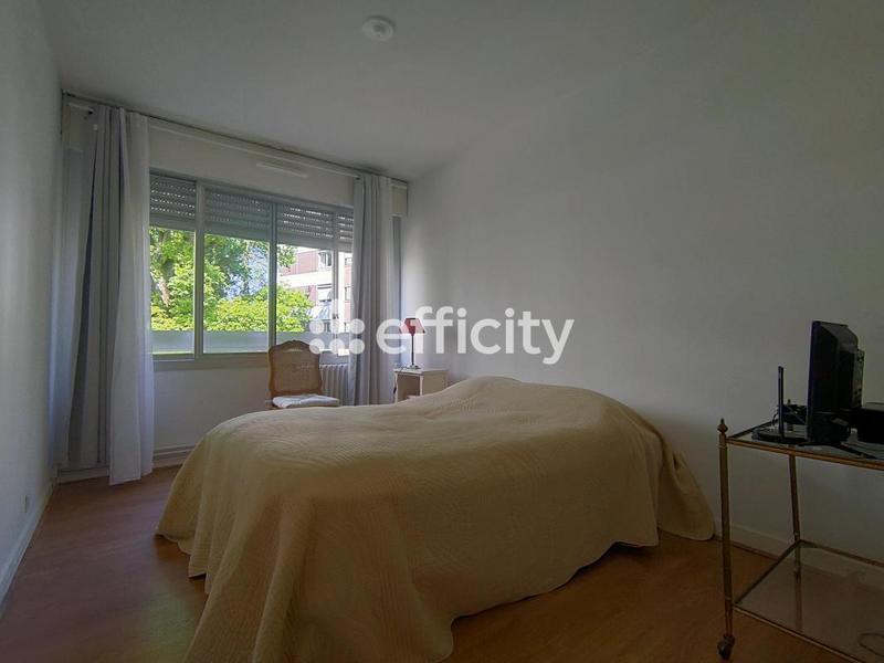 Appartement - 91 m² - 5 pièces