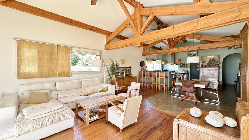 Maison contemporaine - 170 m² - 6 pièces