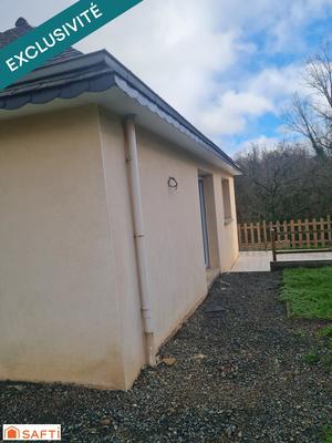 Maison - 96 m² - 5 pièces