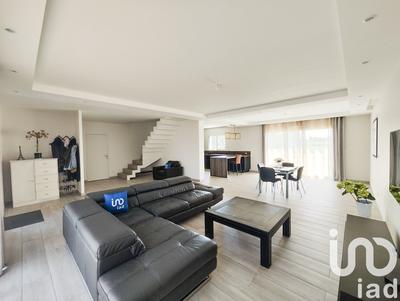 Maison - 165 m² - 7 pièces