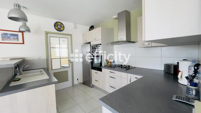 Maison - 110 m² - 5 pièces