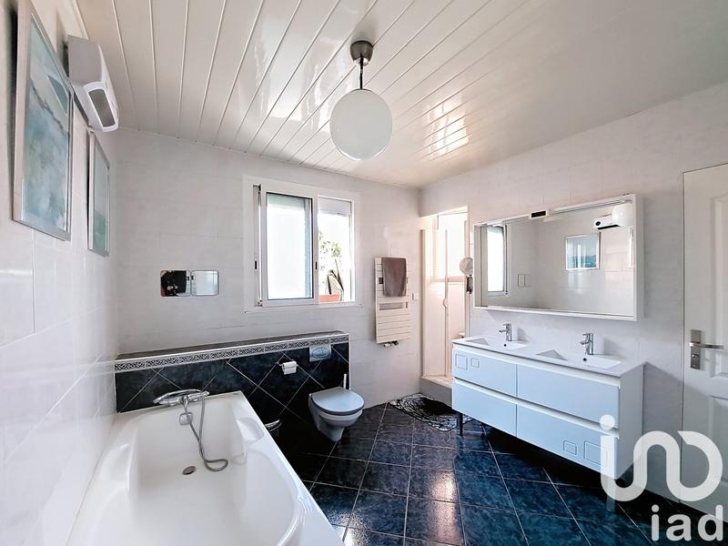 Maison - 142 m² - 5 pièces