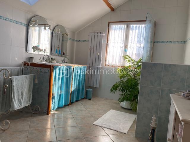 Pavillon - 110 m² - 6 pièces