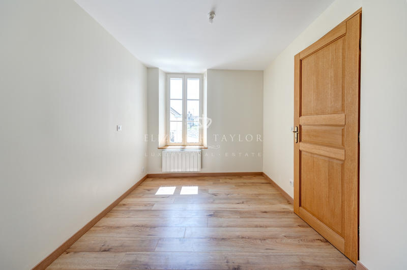 Appartement - 101 m² - 5 pièces