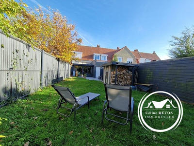 Maison - 95 m² - 4 pièces