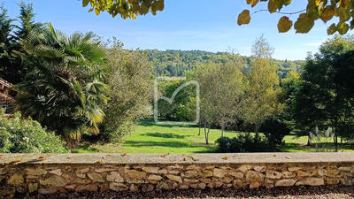 Maison - 195 m² - 6 pièces