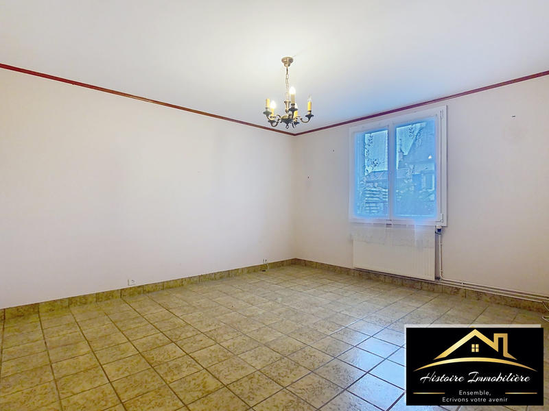 Maison - 87 m² - 5 pièces