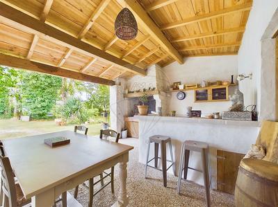 Maison - 180 m² - 12 pièces