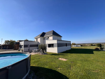 Maison - 153 m² - 6 pièces