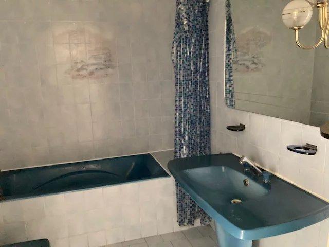 Appartement - 80 m² - 3 pièces