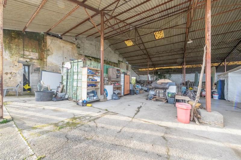 Maison en pierre - 450 m² - 7 pièces