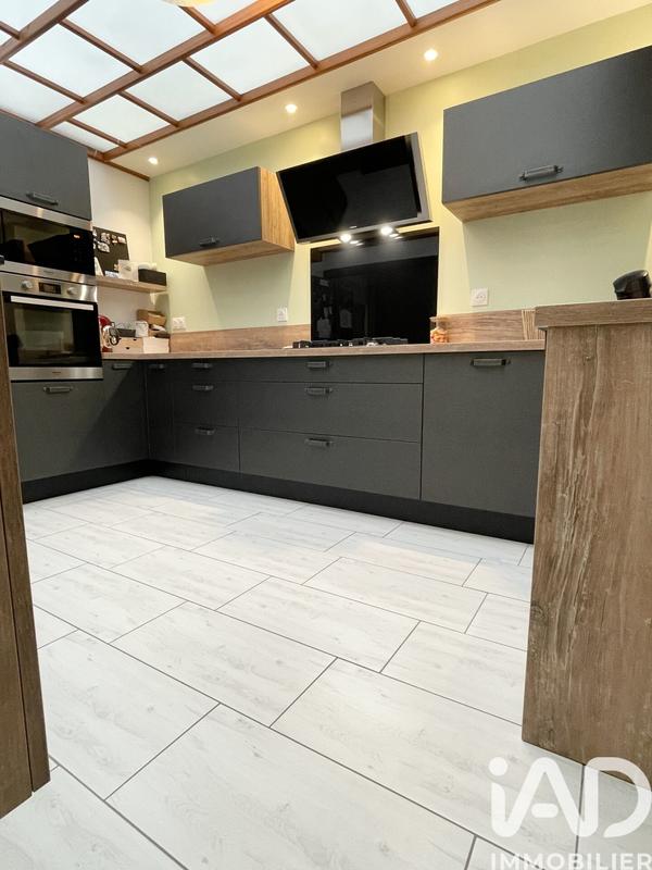 Maison - 84 m² - 4 pièces