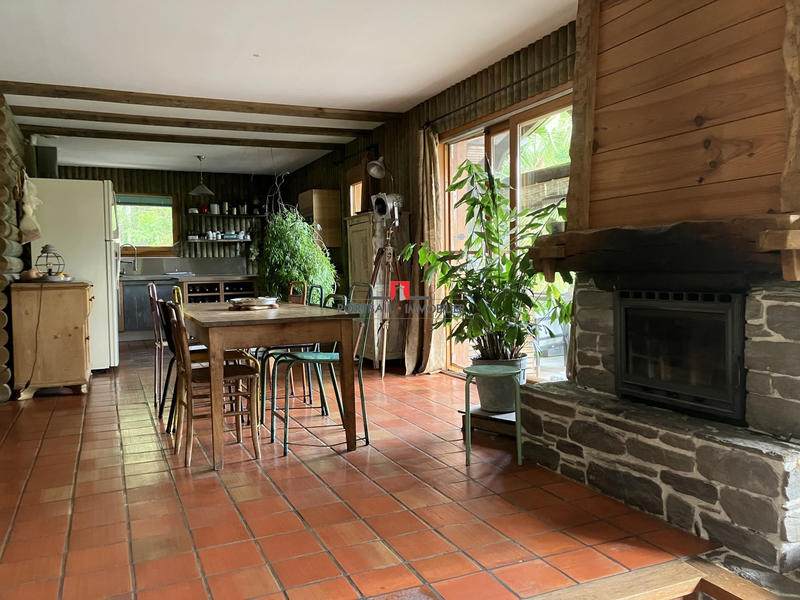 Maison - 121 m² - 4 pièces