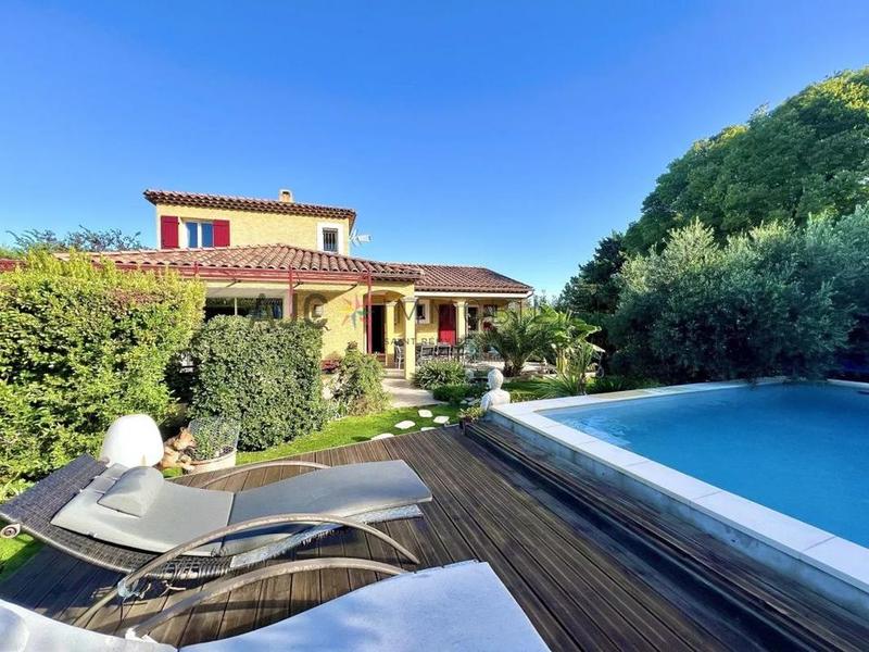 Maison - 131 m² - 5 pièces