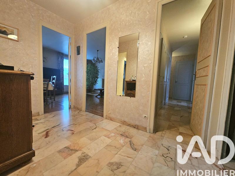 Appartement - 110 m² - 5 pièces