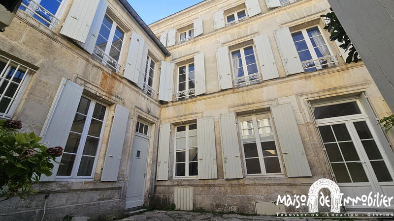 Maison - 136 m² - 6 pièces
