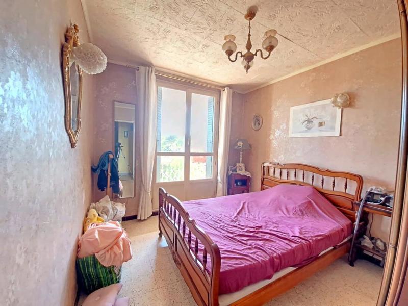 Appartement - 84 m² - 3 pièces