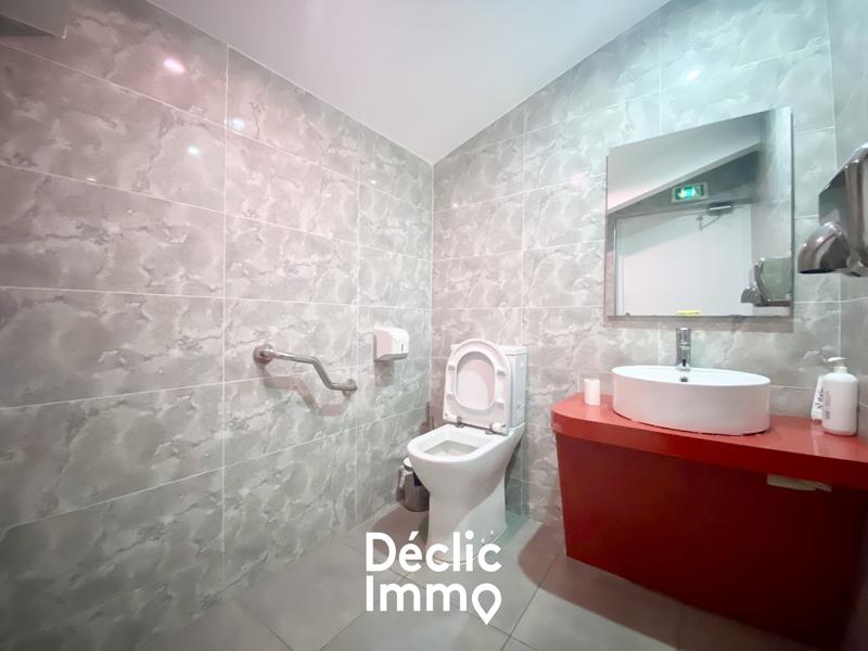 Fonds de commerce - 156 m²