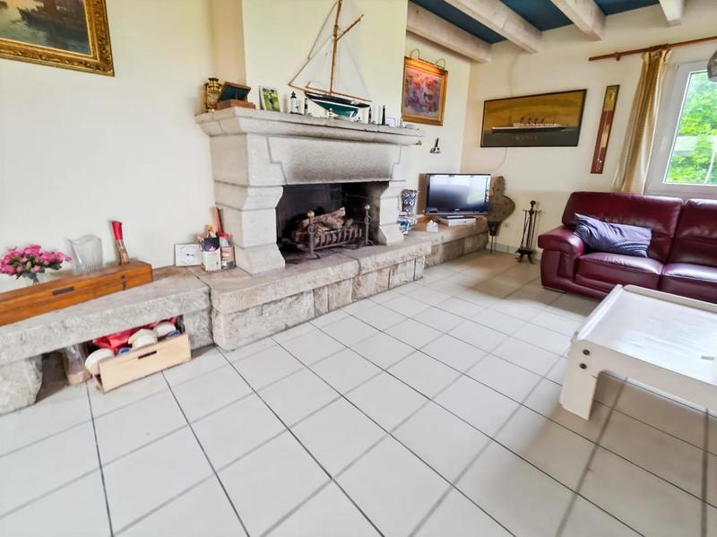 Maison - 190 m² - 8 pièces