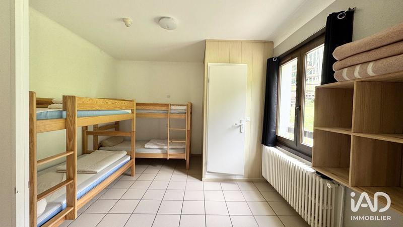 Local commercial - 1 235 m²