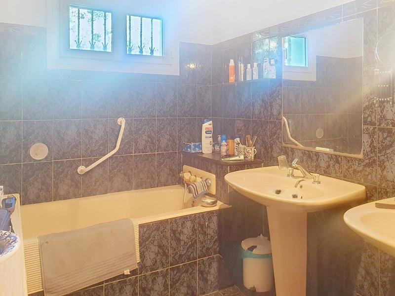 Maison - 175 m² - 6 pièces