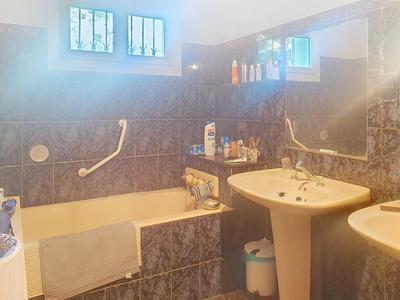 Maison - 175 m² - 6 pièces