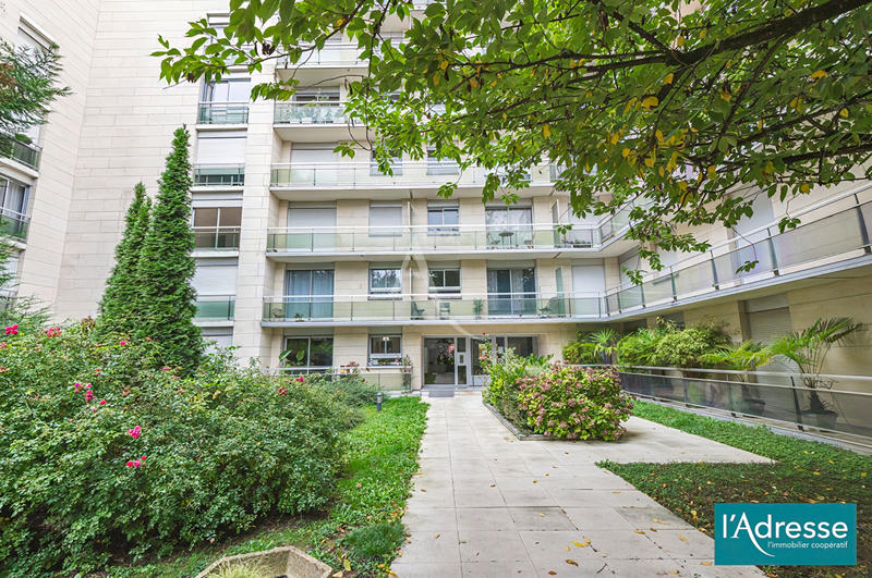 Appartement - 83 m² - 4 pièces