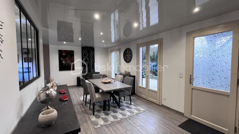 Maison - 99 m² - 4 pièces