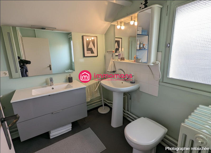 Maison traditionnelle - 147 m² - 7 pièces