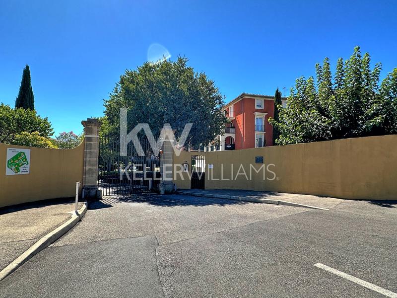 Appartement - 84 m² - 3 pièces