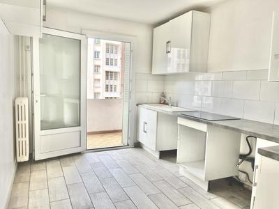 Appartement - 69 m² - 4 pièces