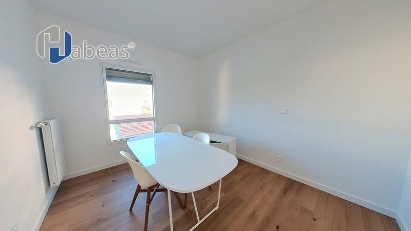 Appartement - 88 m² - 4 pièces