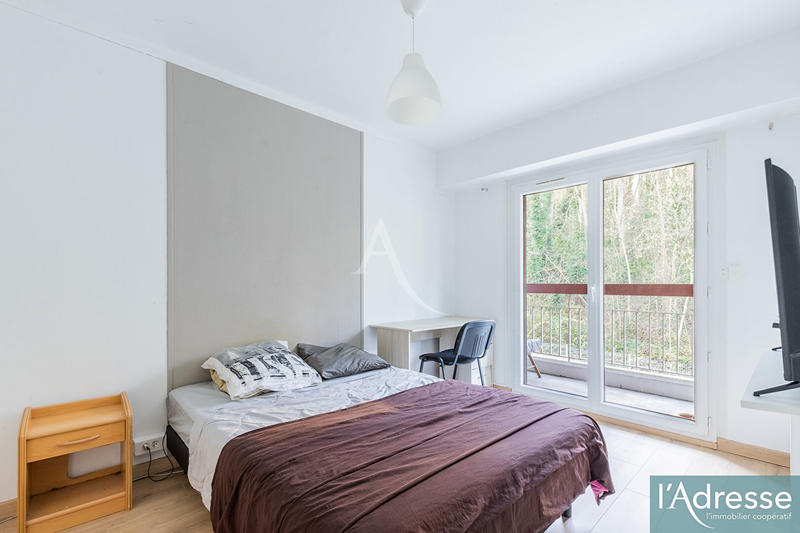 Appartement - 79 m² - 4 pièces