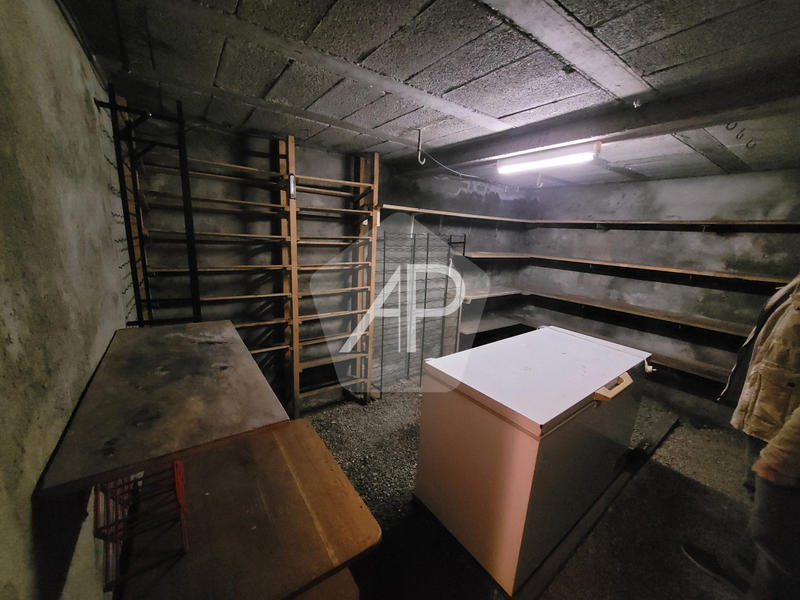 Maison ancienne - 267 m² - 10 pièces