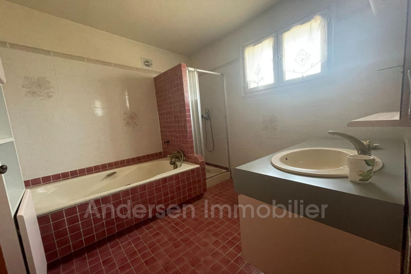 Villa - 187 m² - 7 pièces