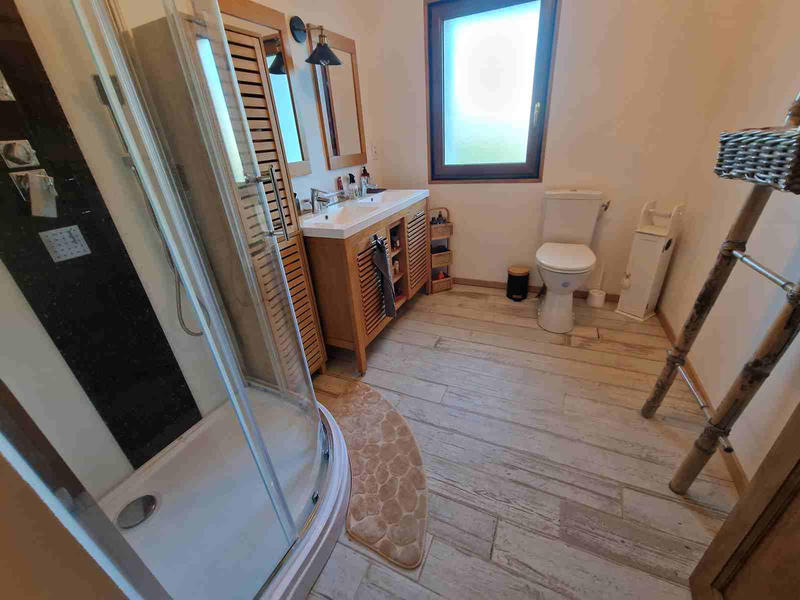 Maison - 298 m² - 7 pièces