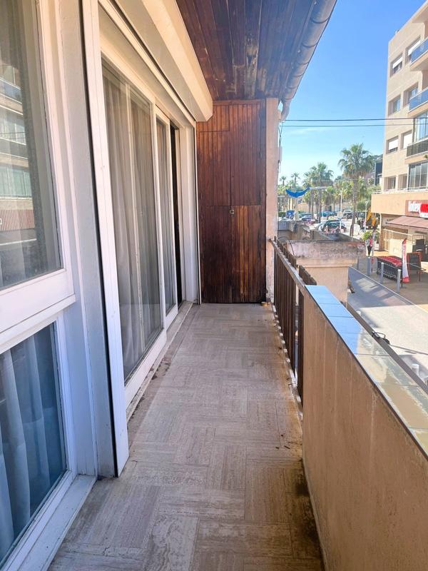 Loft - 75 m² - 3 pièces