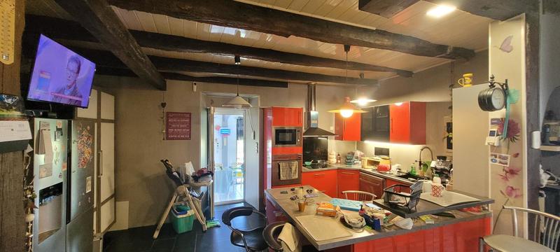 Maison - 200 m² - 5 pièces