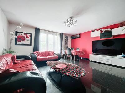 Maison - 78 m² - 4 pièces