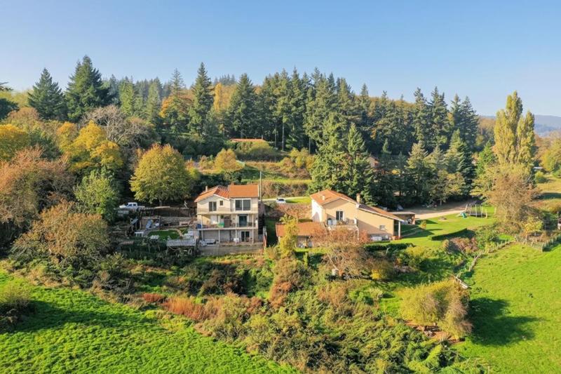 Appartement - 96 m² - 5 pièces